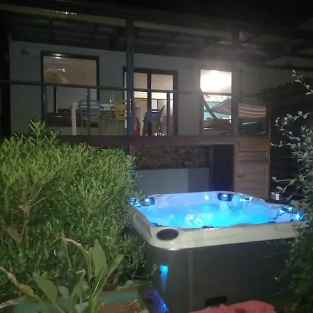 Magnifique Avec Jacuzzi * Pluherlin